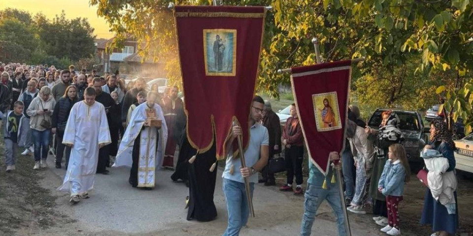 Molitve Svetom Nektariju uslišene u Lučini: Ovu priču možda niste znali