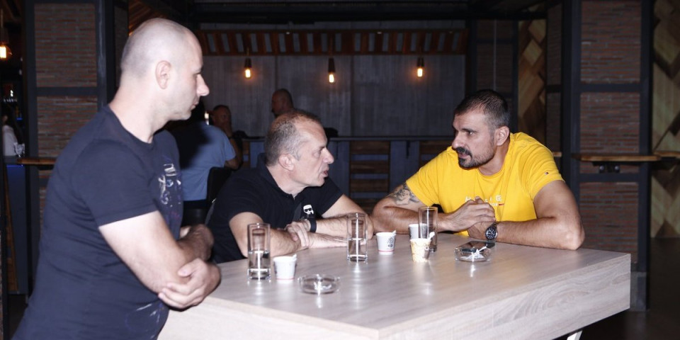 Rekao sam da sam žigolo! Pevačicin bivši muž šokirao: "Pitala me je za pare, ali nisam hteo"