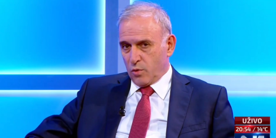 Zdravko Ponoš urnisao lažna istraživanja blokadera: "Zaradili jedva 2.000 evra i nikada ništa nisu pogodili?!" (VIDEO)