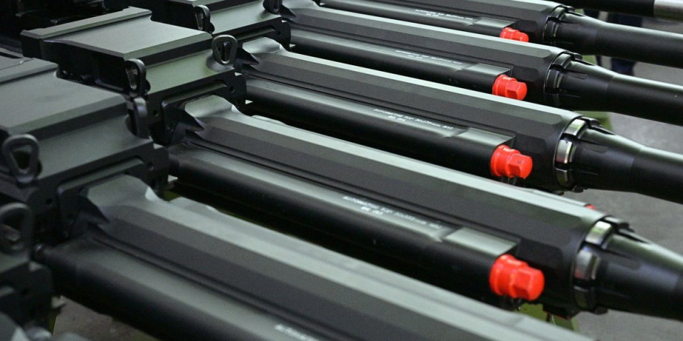 Moćno! Pogledajte kako se u Srbiji proizvodi oružje (FOTO)