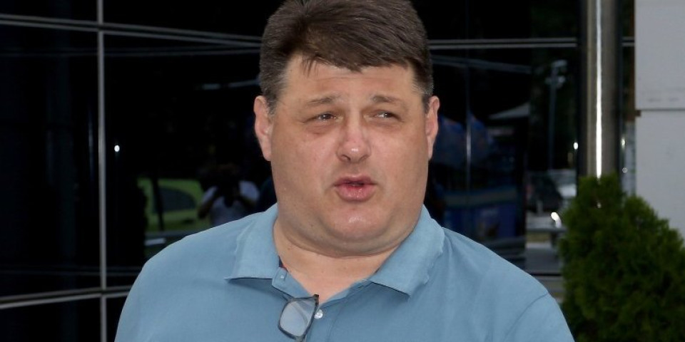 Godinama radi kao voditelj, a evo šta Predrag Sarapa ima od škole: Ovo je teško moglo da se sakrije