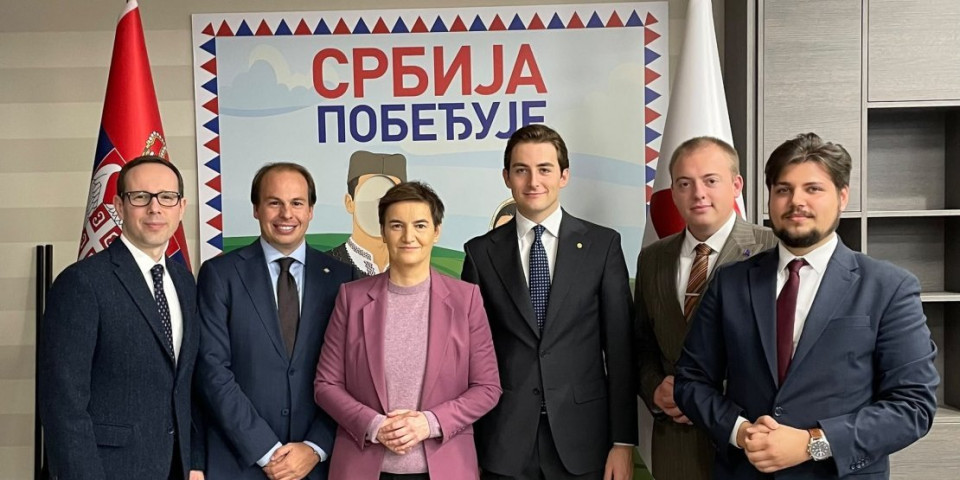 SNS učvršćuje veze sa evropskim partnerima: Delegacija "Forza Italia" u poseti Beogradu (FOTO)