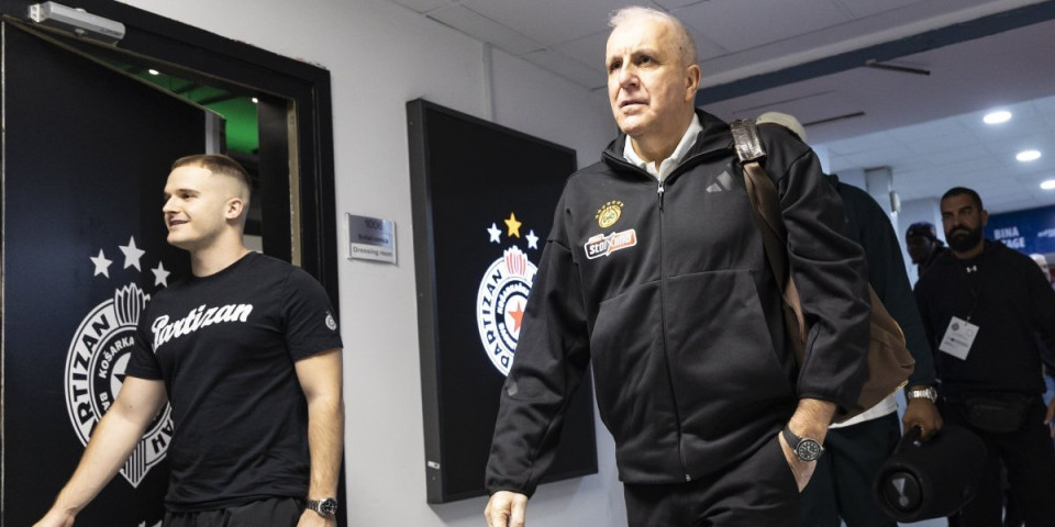 Željko Obradović nasmejan stigao u Arenu: Povratak na mesto gde je ispisivao istoriju!