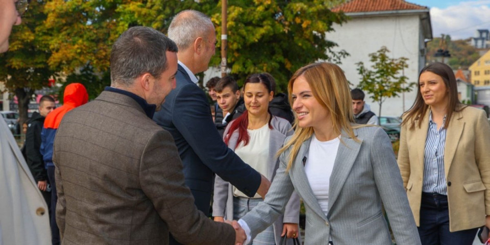 Milica Đurđević Stamenkovski otvorila Sajam zapošljavanja u Knjaževcu (FOTO)
