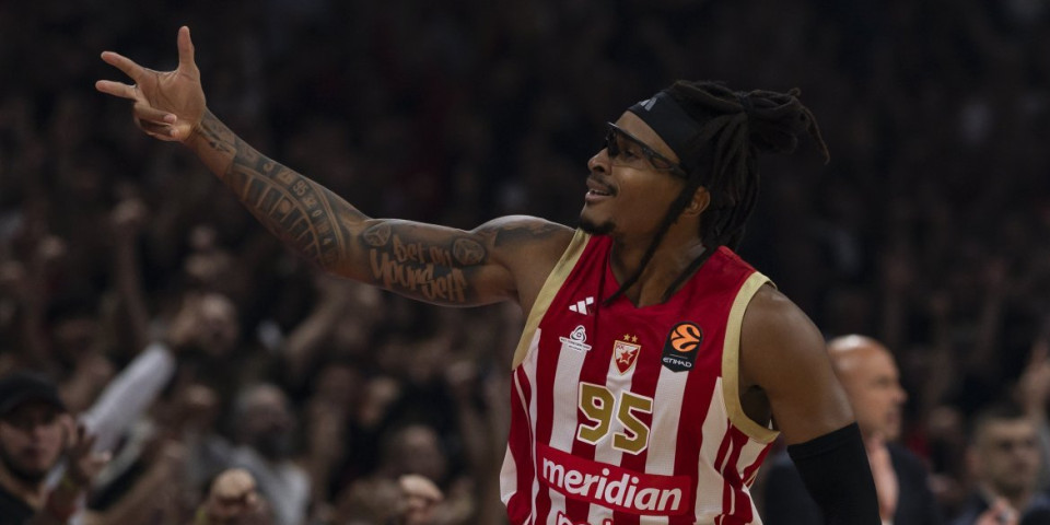 Kraj: Crvena zvezda blistala, onda stala, ali na kraju srušila Pariz u Areni!