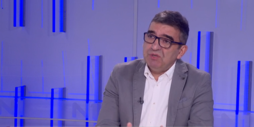Raskrinkan žuti "analitičar" sa N1! Evo ko je Danilo Vuković koji pljuje Vučića: Uzimao pare iz budžeta u vreme DS-a, a danas... (FOTO)