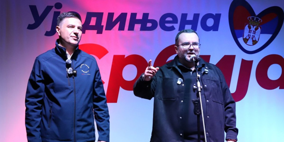 Više od 8.500 ljudi u šetnji naprednjaka u Nišu: Pavlović i Lazarević pozvali na završni skup "Ujedinjene Srbije" (FOTO)