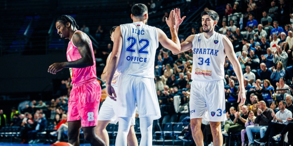 Šampion Srbije pobedio Kluž i ostao u vrhu ABA lige