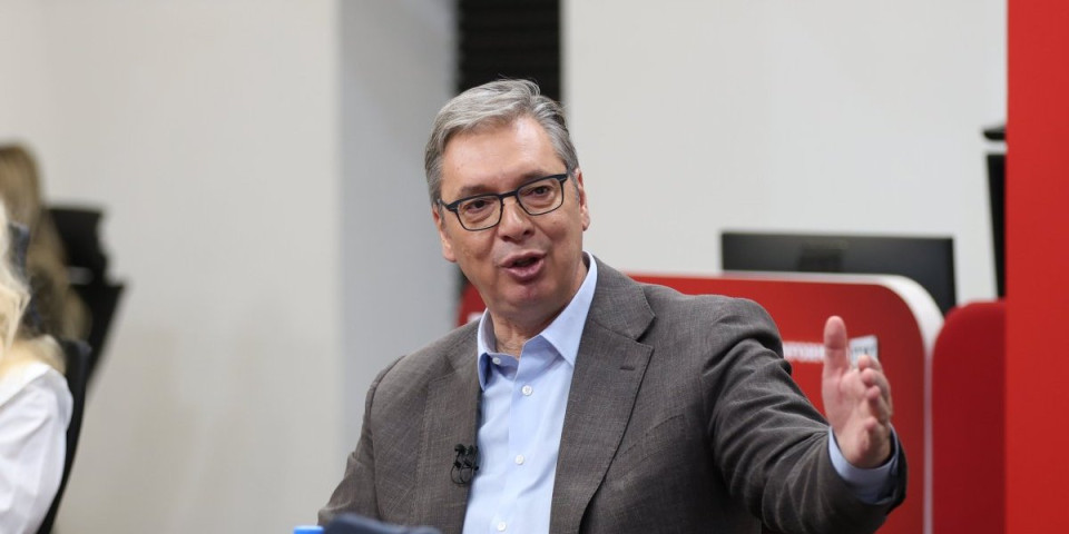 Spremni za RTS! Vučić se oglasio sa Anom, Milošem, Sinišom i Marijom: Usledila moćna poruka (VIDEO)