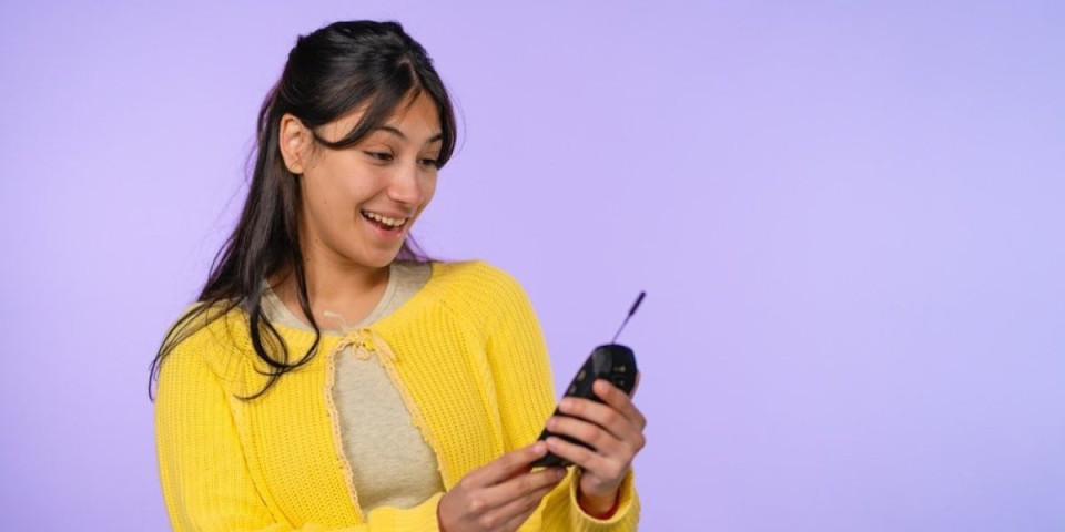Dosta je skrolovanja: Napravljen retro telefon koji služi samo za pozive