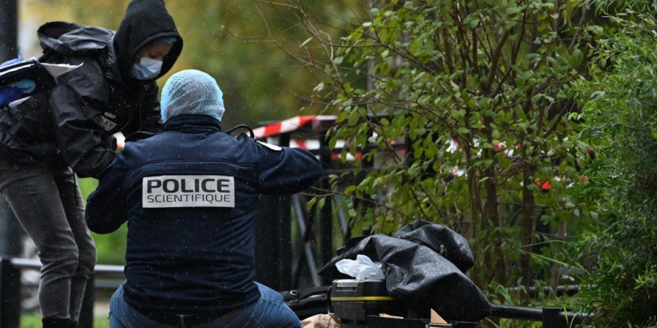 Teroristički napad u Francuskoj! Hitno se oglasio ministar policije (FOTO)