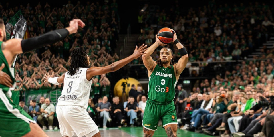 Asvel razbijen u Kaunasu pred dolazak Partizana (VIDEO)