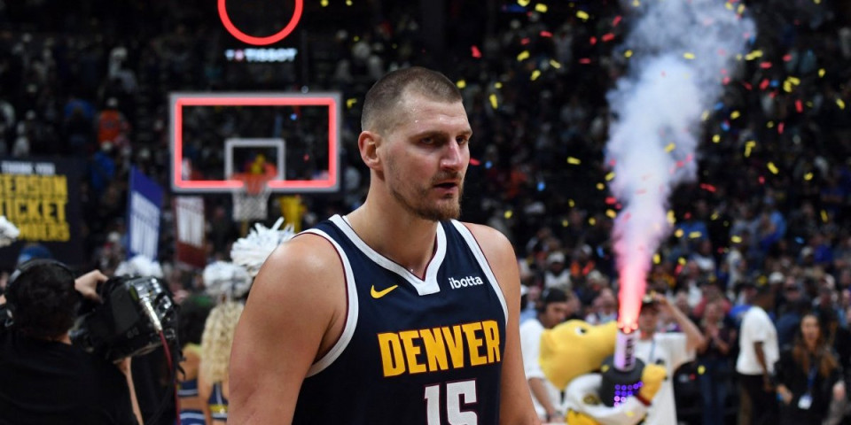 Jokić i Amer kao pravi Srbi - Srpski pozdrav usred Amerike (VIDEO)