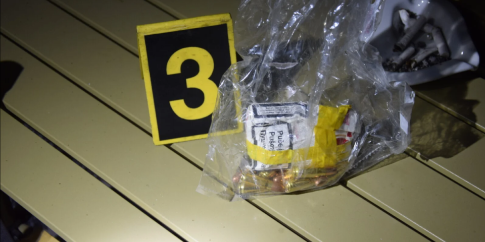 Drama u komšiluku! Policija zaustavila vozača i pronašla 1,5 kg droge i municiju - jedan uhapšen, za drugim se traga