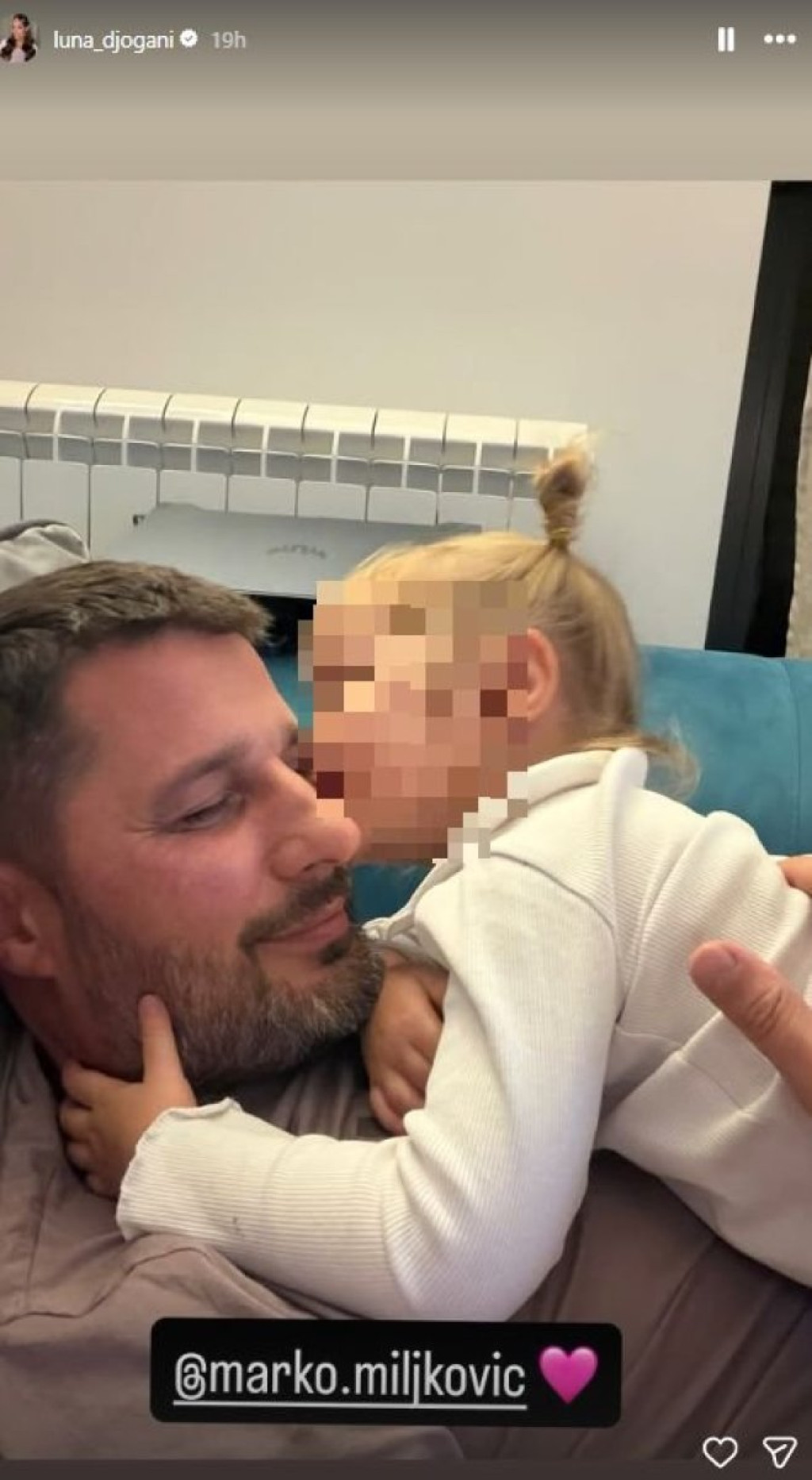 Prizor topi sva srca! Luna Đogani zbog scene iz doma raznežila Srbe (FOTO)
