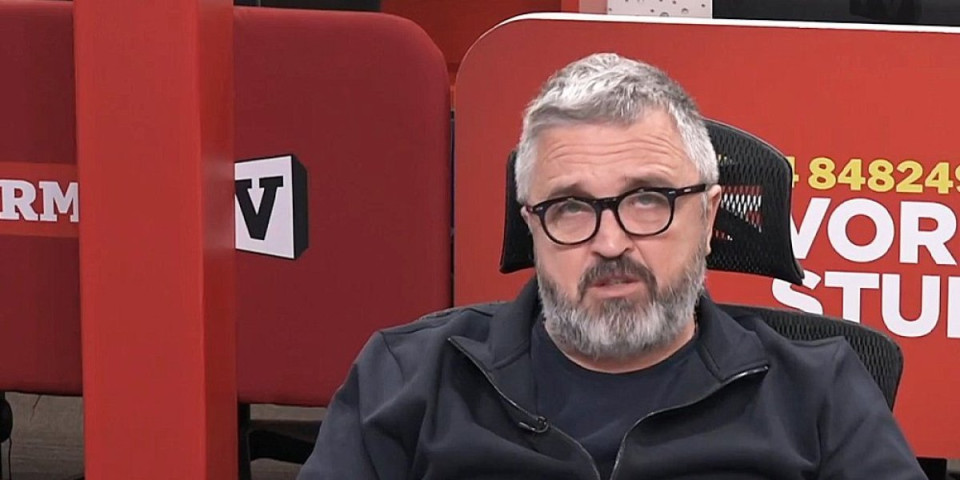 Telefon ne prestaje da zvoni: Pogledajte skandalozno maltretiranje ekstremista uživo u programu (VIDEO)