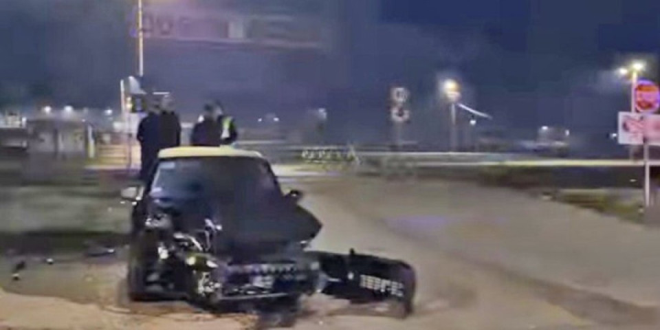 Voz se zakucao u automobil u kojem su bile tri devojke u Zaječaru: "Polo" odbačen više metara od pruge, jedna teško povređena (FOTO)