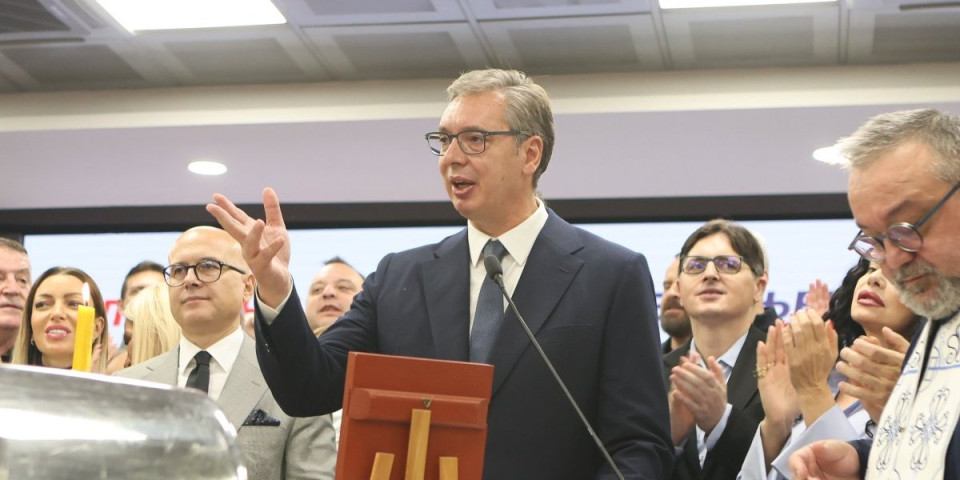Od Vrbasa do Gornjeg Milanovca upadali ljudima na slavu! Vučić poslao snažnu poruku: Slavu nam nikada nećete ukinuti