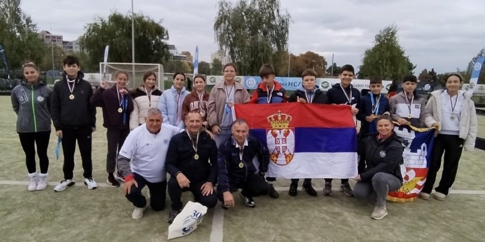 Mladi beogradski hokejaši se kalili u Bugarskoj! Jake utakmice odlična uvertira Trofeja Beograda