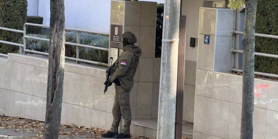 Šok saznanja o maloletnom teroristi koji je napao pripadnika Žandarmerije: Evo zašto su ga deportovali iz Nemačke (FOTO/VIDEO)