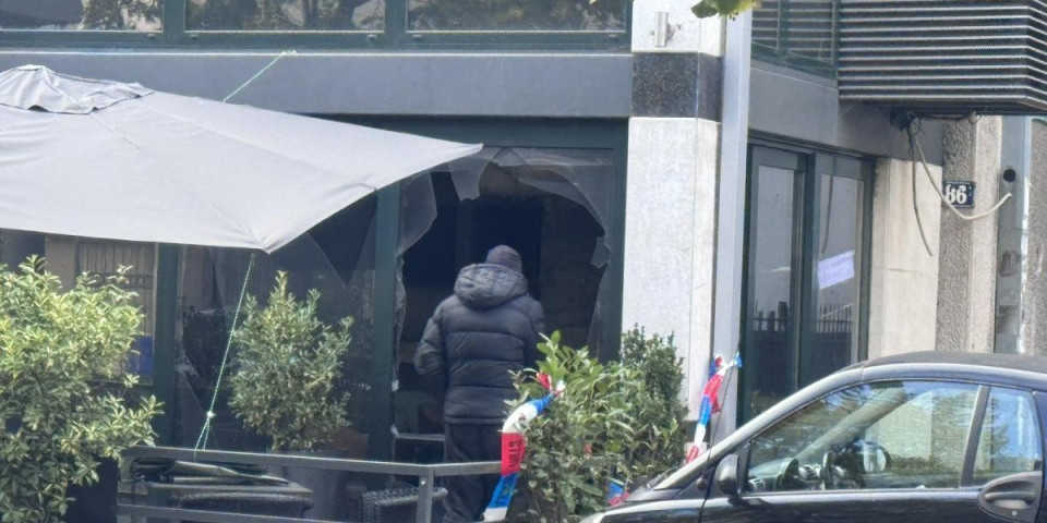 Ovo je restoran koji je bio na meti napada: Prve slike i snimci sa Vračara (FOTO/VIDEO)