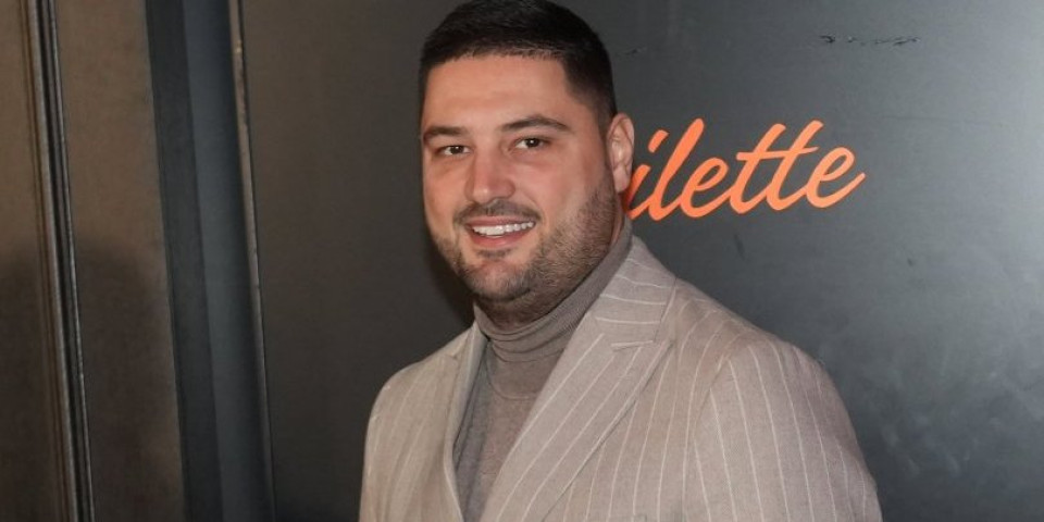 Alal mu vera šta je stekao: Bazen na krovu kuće sa kog puca pogled na ceo Beograd - Ovako izgleda raj na zemlji